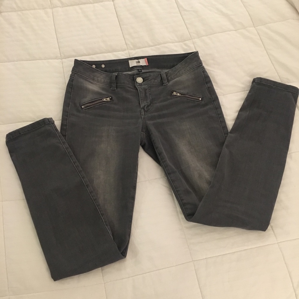 💕Cabi Grey Skinny Jeans
